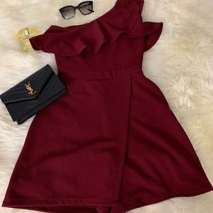Burgundy one sided shoulder